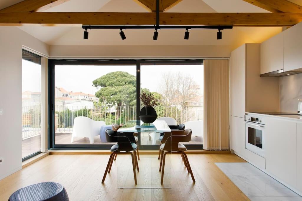 Boutique Rentals-Primrose Terrace&Garage ポルト エクステリア 写真